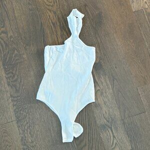 Superdown White Off-Shoulder Bodysuit | Size Small